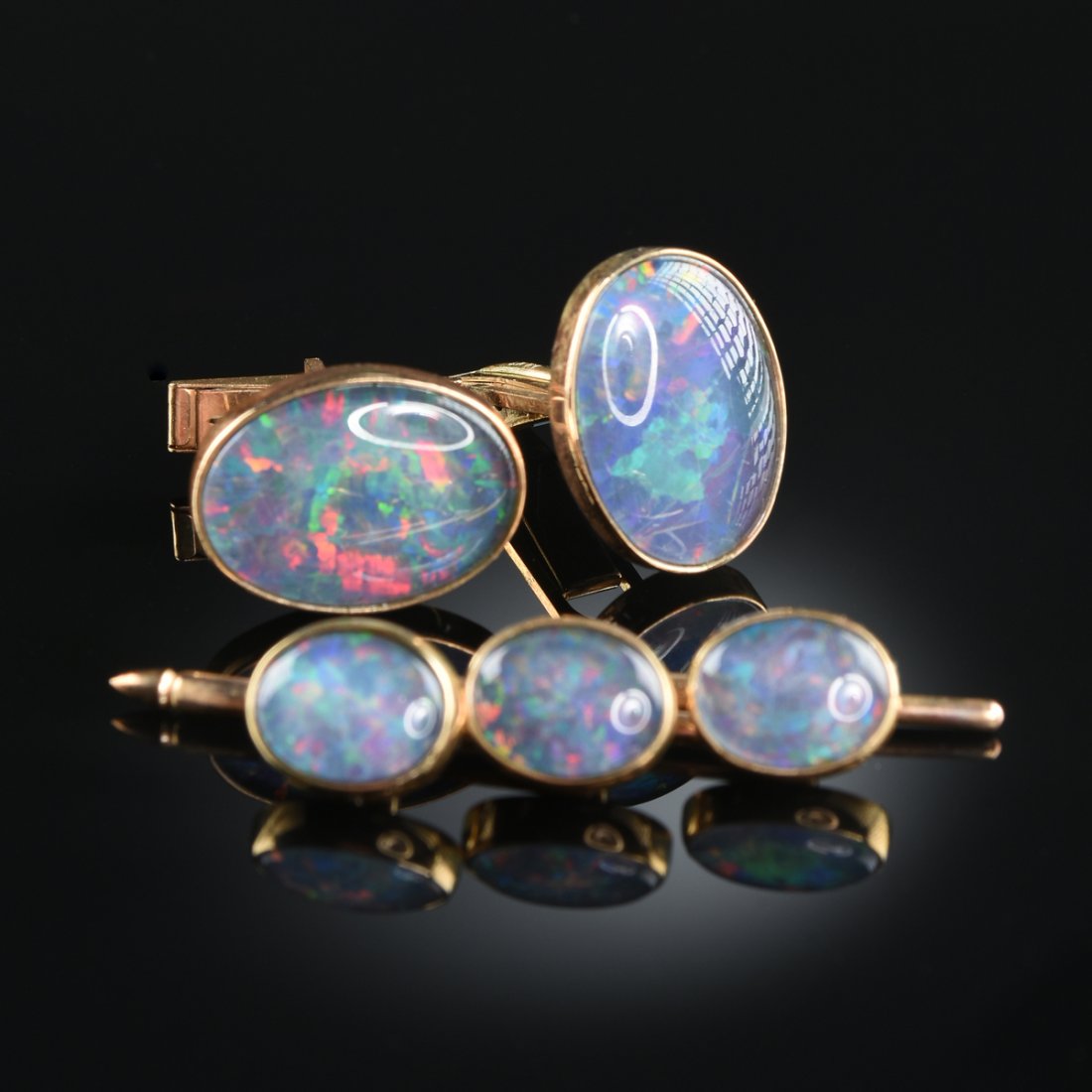 A SET OF 14K YELLOW GOLD TUXEDO STUDS AND CUFFLINKS, (1 of 1)