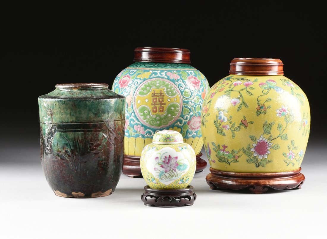 A GROUP OF THREE CERAMIC GINGER JARS AND ONE VASE, (1 of 10)