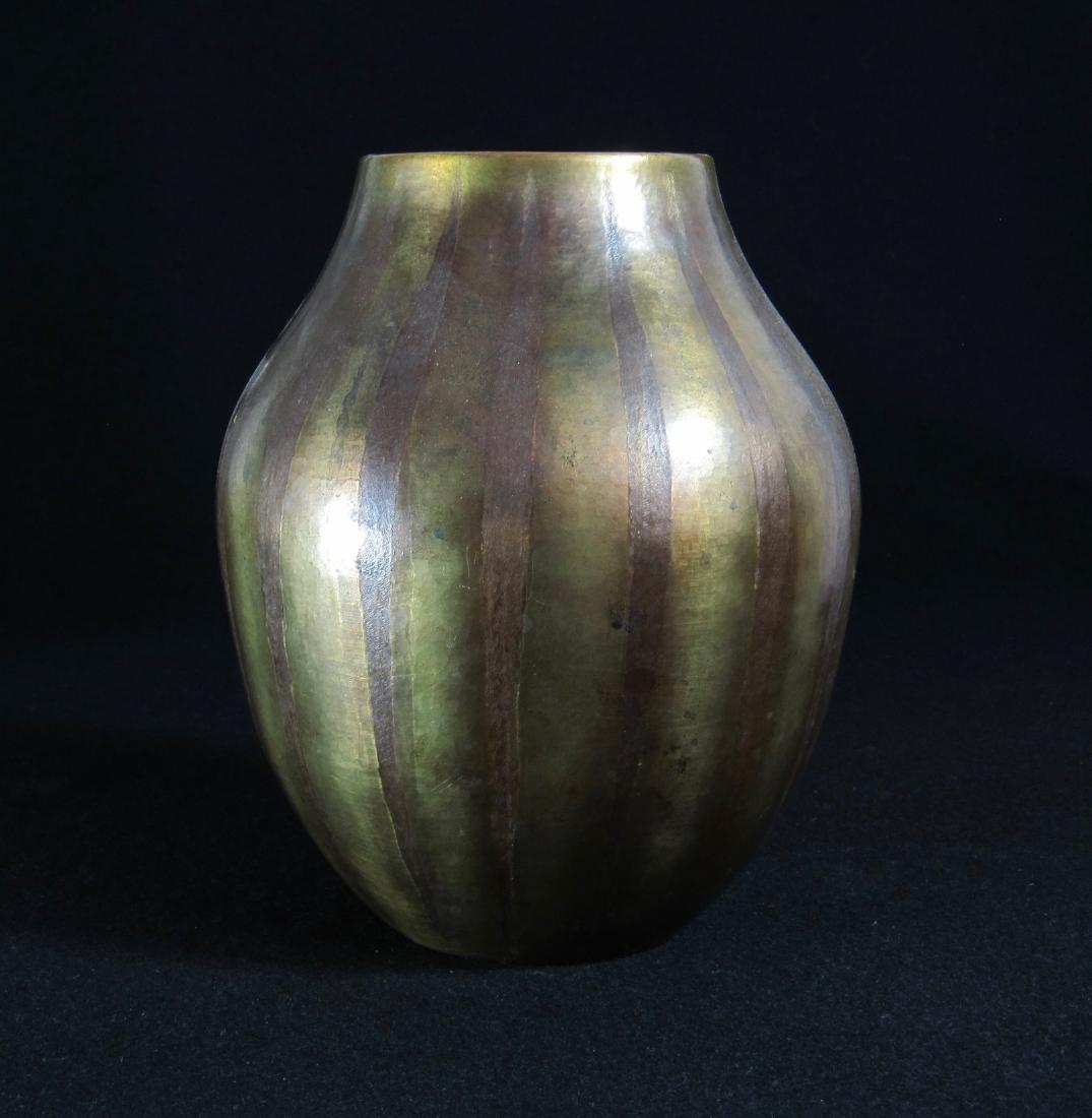 Modernist vase, Victor Ries? (1 of 8)