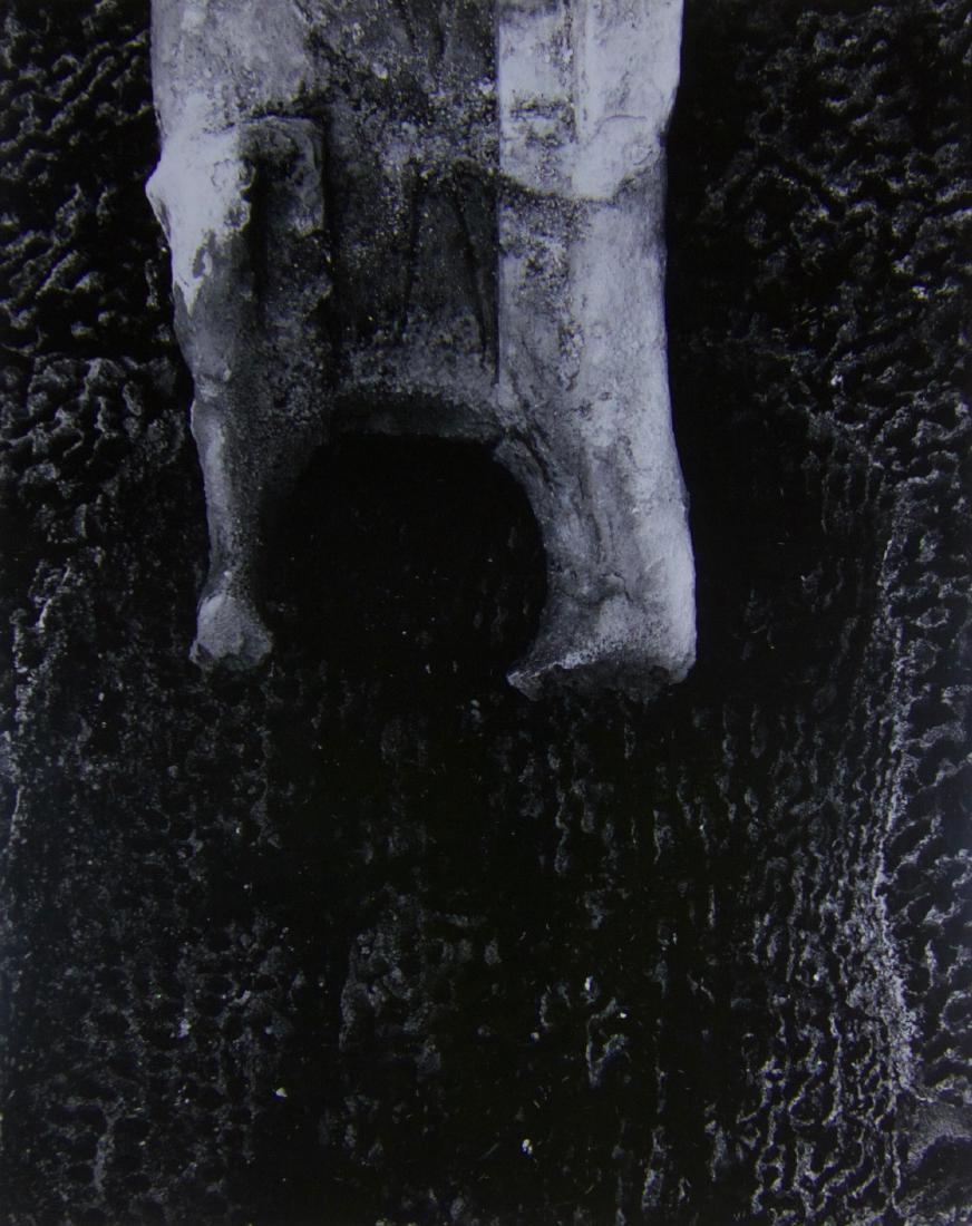 Aaron Siskind photograph, 'Terracotta 13' (1 of 4)