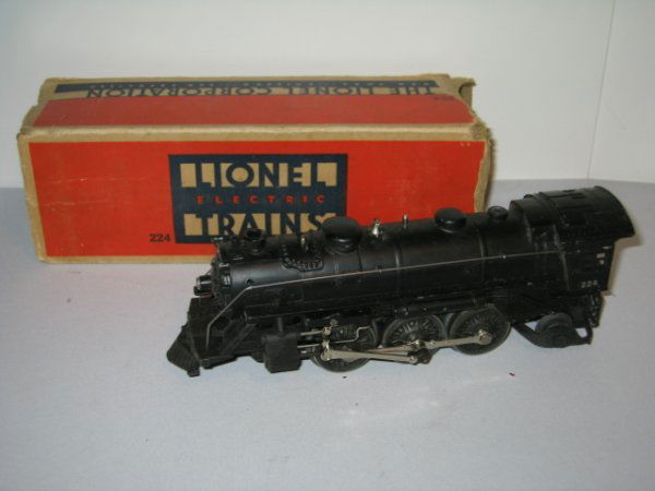 LIONEL STEAM 2-6-2 (0), BLACK DIE-CAST 224 TEND: LIONEL STEAM ENGINE, #224, 2-6-2 (0), BLACK DIE-CAST TENDER. EXCELLENT CONDITION. WITH BOX.