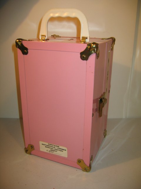 2 GINNY "VOGUE" DOLLS IN DOLL SUITCASE - 6