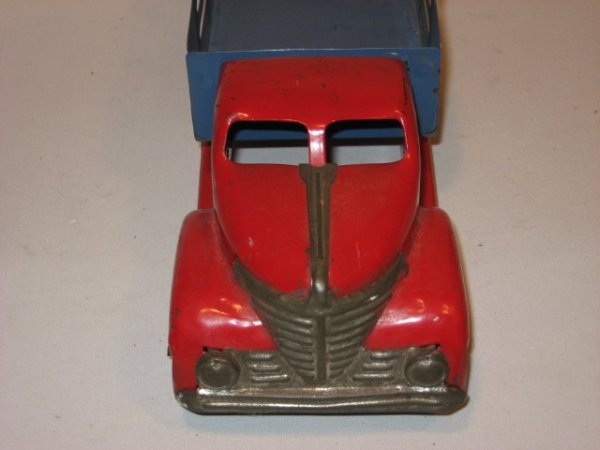 VINTAGE MARX MOTOR MARKET OPEN BED TRUCK - 2