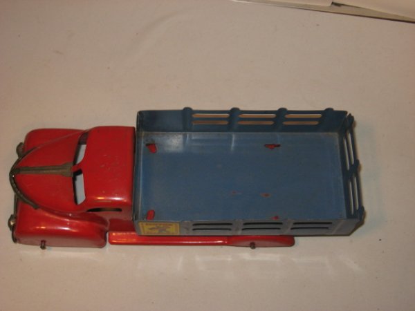 VINTAGE MARX MOTOR MARKET OPEN BED TRUCK - 3