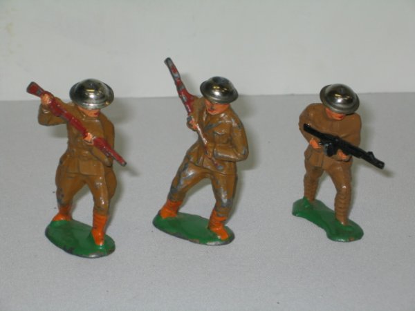 BARCLAY LEAD TOY SOLDIERS, 3 TOTAL