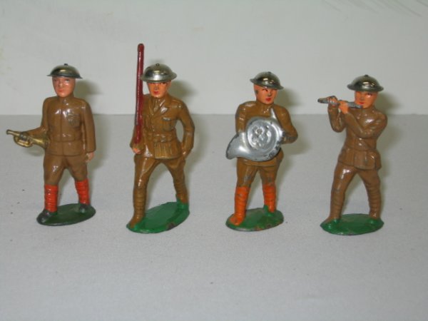 BARCLAY LEAD TOY SOLDIERS, 4 TOTAL