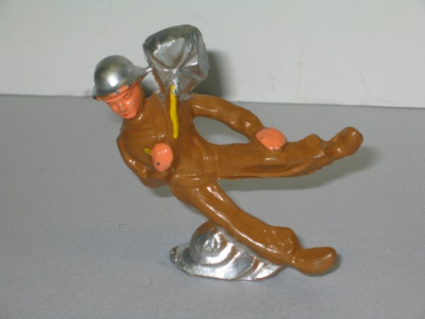 MANOIL LEAD TOY SOLDIERS, 3 TOTALS - 3