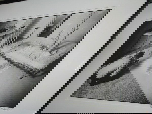 MARILYN MONROE PLAYBOY SHOOT, SGD. DOUG KIRKLAND: MARILYN MONROE PLAYBOY PHOTO SHOOT SGD. DOUG KIRKLAND. THIS IS AN ARTIST PROOF SGD. DOUG KIRKLAND, PHOTOGRAPHER TO THE STARS. THIS ONE IS OF MARILYN MONROE POSING FOR A PLAYBOY SHOOT. APP. 33"Lx26"W.