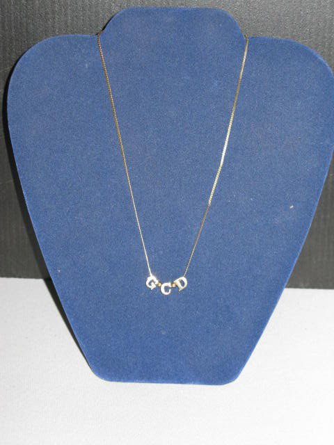 14K GOLD NECKLACE W/3 14K CHARMS, ITALY: 14K GOLD NECKLACE W/3 14K CHARMS (LETTERS). MARKED ITALY. GC