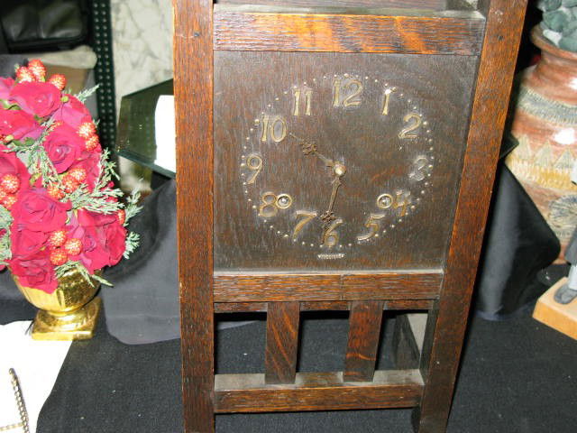 SESSIONS OAK MISSION STYLE MANTLE CLOCK: SESSIONS OAK MISSION-STYE MANTLE CLOCK.