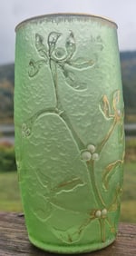 Daum Nancy – Art Nouveau Green Cameo Glass Vase with Mistletoe Design, c.1890