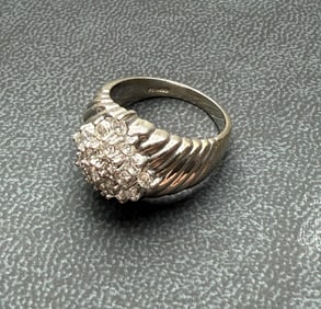 14k White Gold Diamond Cluster Ring – GIA Authentication Size 7.5