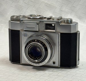 Vintage Zeiss Ikon 35mm Camera – Novicar Anastigmat 45mm f/2.8 Lens