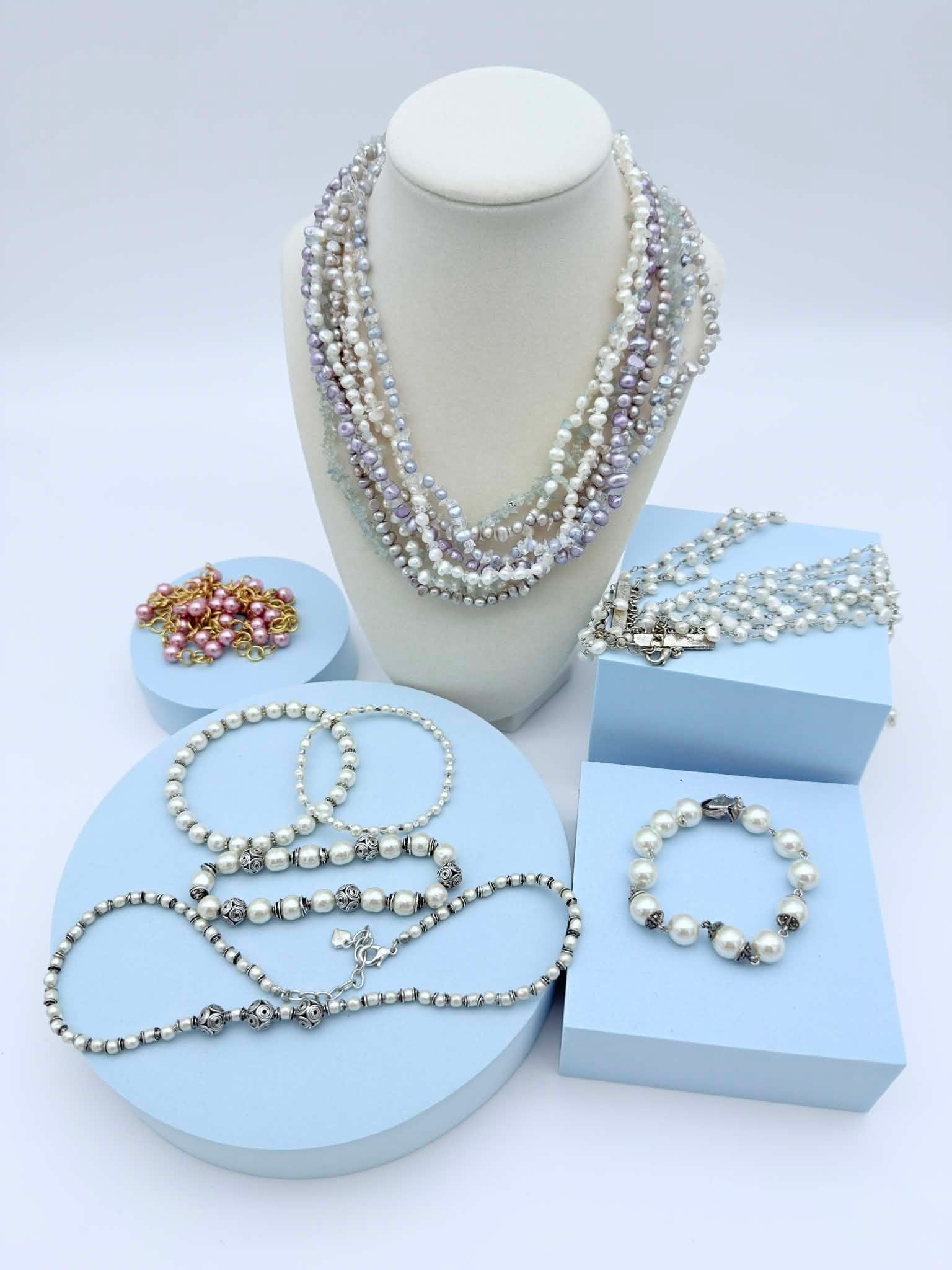 8-Piece Pearl Jewelry Lot – Necklaces & Bracelets, Sterling & Fashion Pieces (1 of 10)