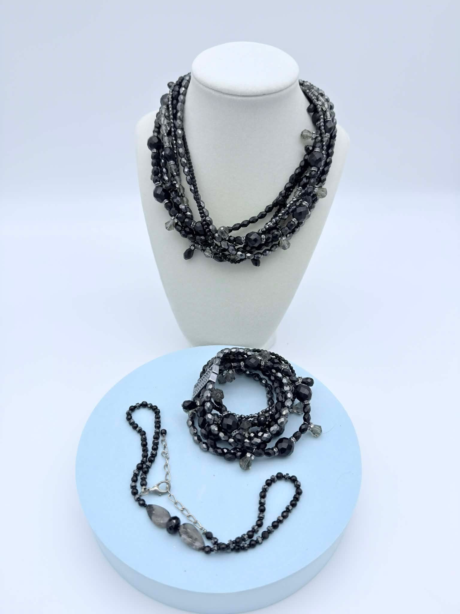 Lot of Three Contemporary Black & Gray Faceted Beaded Jewelry Pieces, Necklace & Bracelets (1 of 4)