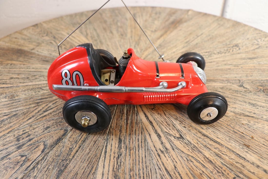 Vintage Cast Metal Tether Car with “80” Racing Number, Thimble Drome Model (1 of 7)
