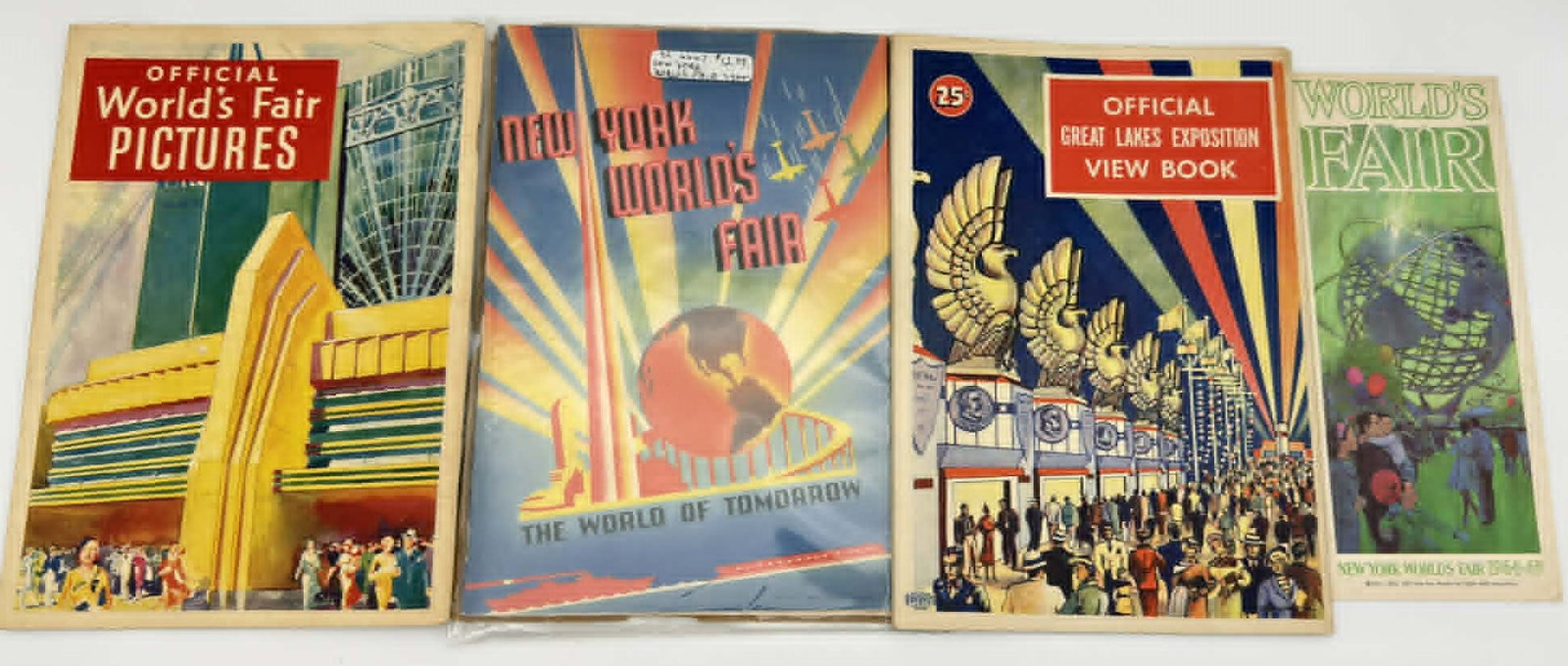 Group of Vintage World’s Fair & Exposition View Books – New York, Great Lakes, Mid-Century (1 of 10)