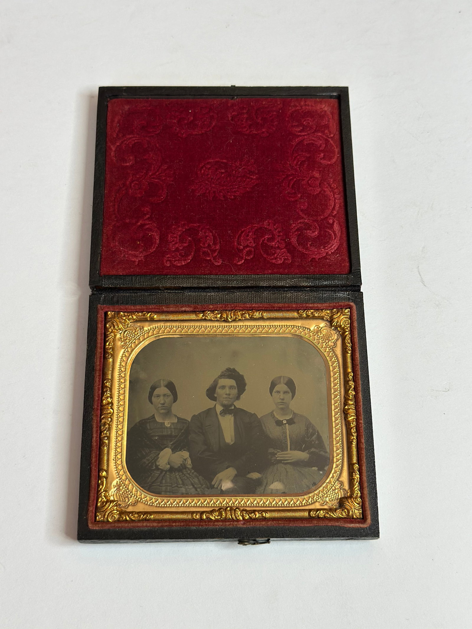 Antique Victorian Daguerreotype Portrait of Woman in Union Case (1 of 2)