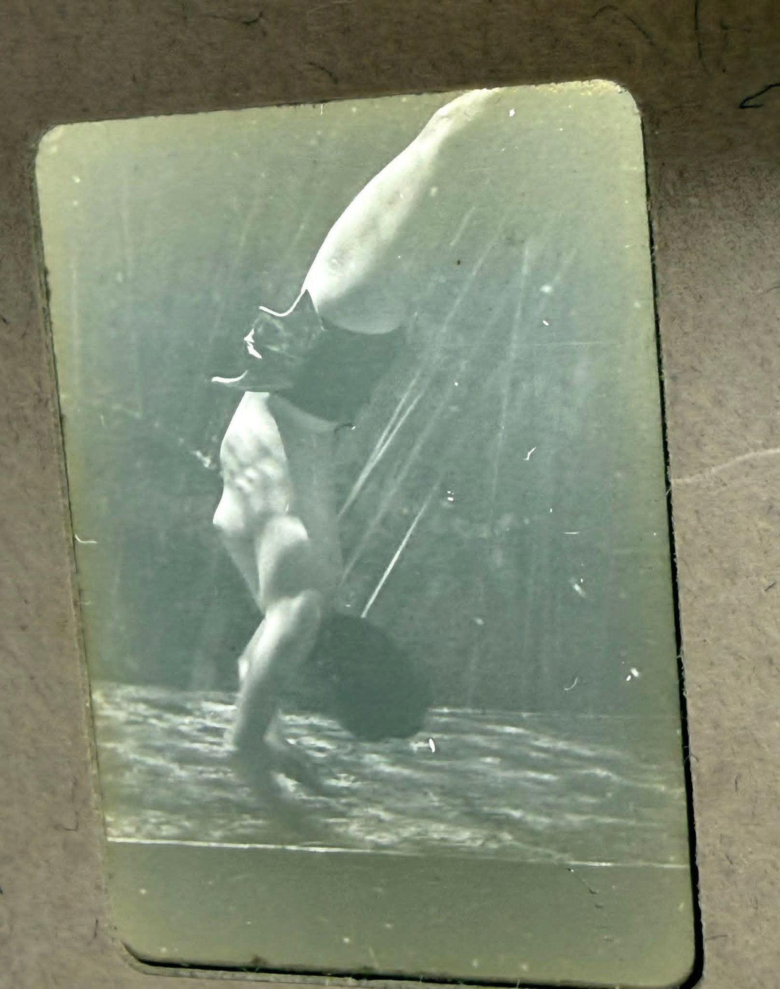 14 Vintage 35mm Slides, Underwater Nude Studies Attributed Bruce Mozert, 1930s Kodak Blue Border: Group of fourteen vintage 35mm photographic slides depicting underwater nude figure studies, attributed to photographer Bruce Mozert and dating to the late 1930s. The images feature stylized underwate