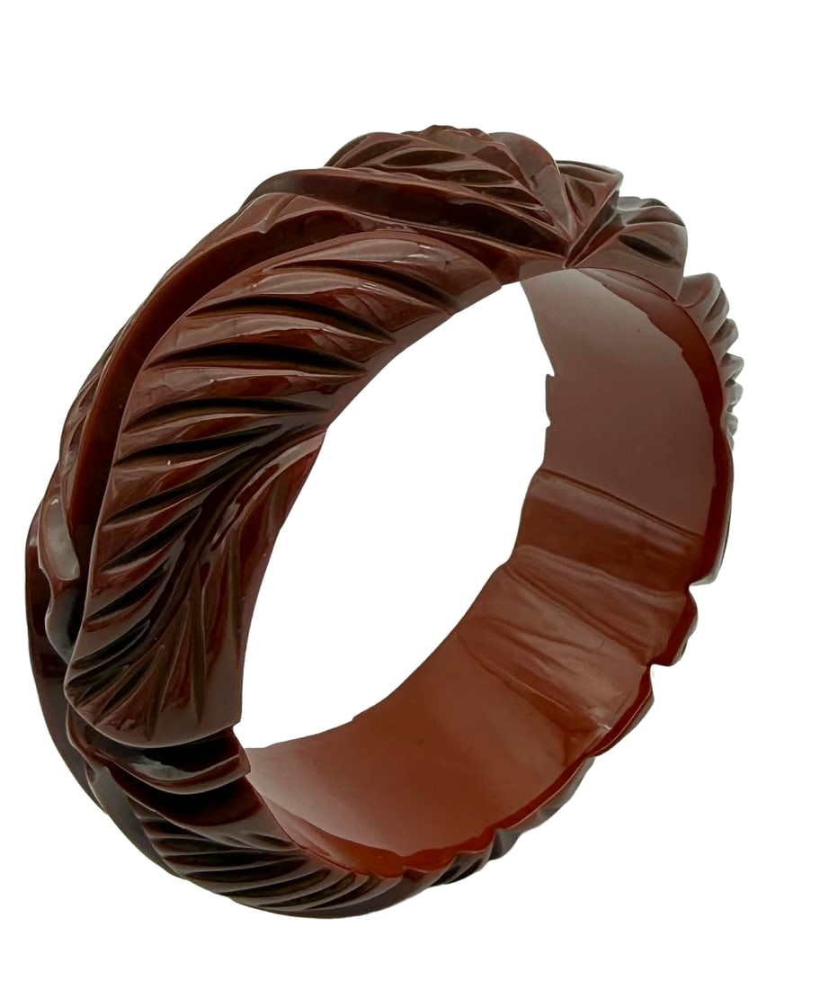 Deeply Carved Catalin Bangle Bracelet with Spiral Leaf Motif, Translucent Brown, 1930s–1940s (1 of 4)