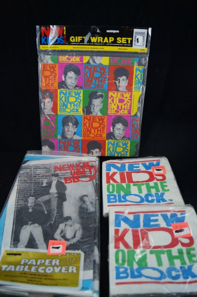 New Kids on the Block Party Napkins Music Memorabilia: New Kids on the Block Party Napkins Music Memorabilia including 2 sets of napkins, table cloth, and gift wrap set. 1989, all in original packaging. Unique and fun LOT!