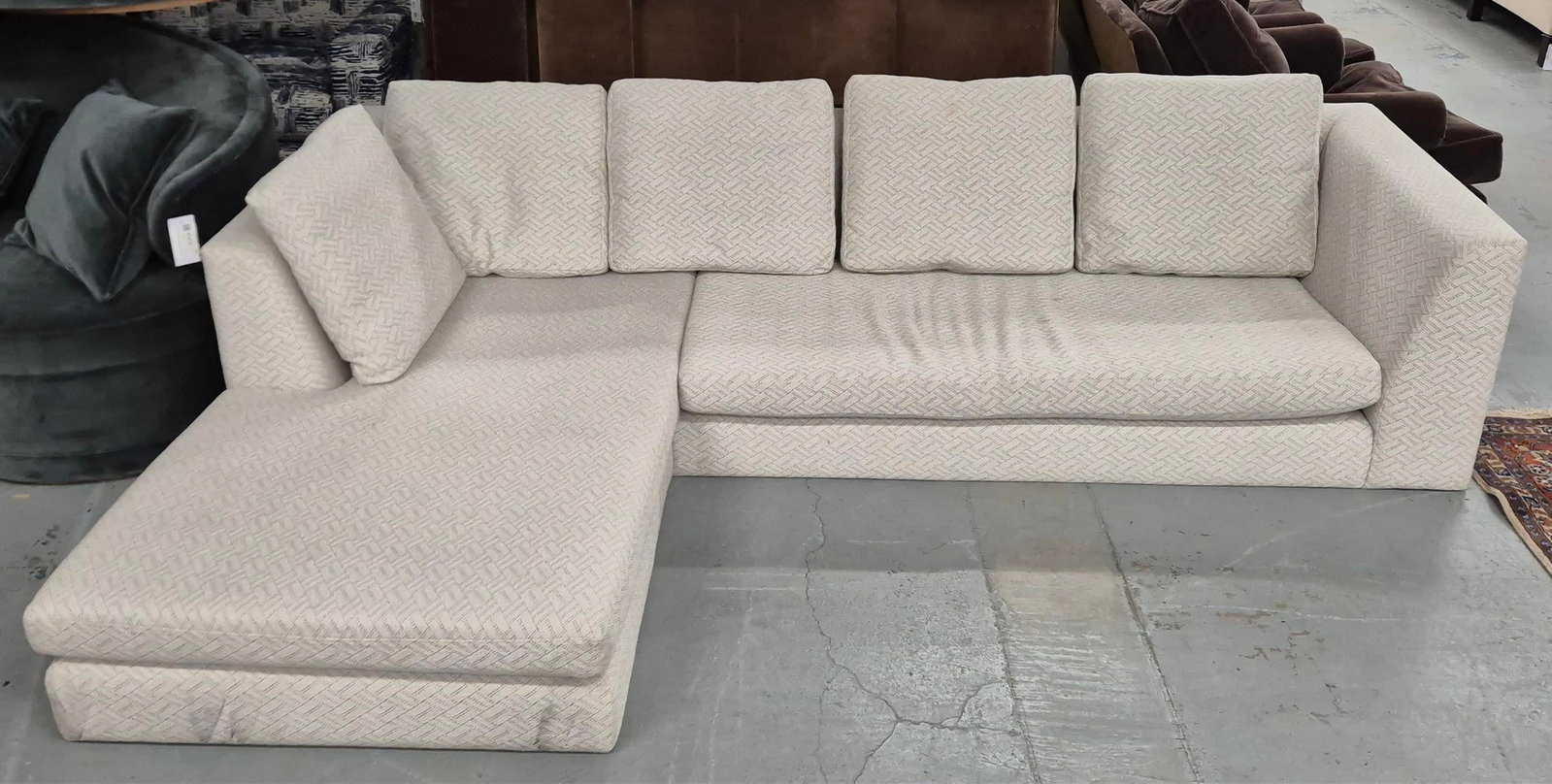 CORNER SOFA - 11