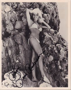 Loni Anderson: 8x10 B&W signed photo of the actress, best known for her role in the series WKRP In Cinicinati