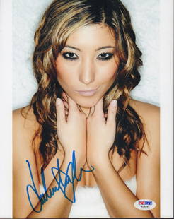 Dichen Lachman: 8x10 signed photo of the actress, best known for her roles in the series Arrow and Altered Carbon. PSA DNA certification