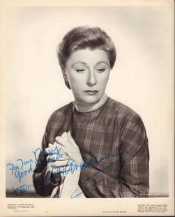 Dame Judith Anderson: Rare b/w vintage signed 8x10 of the actress