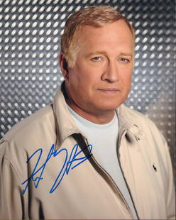 Ken Howard: 8x10 signed photo of the actor, best known for his roles in The White Shadow and Crossing Jordan