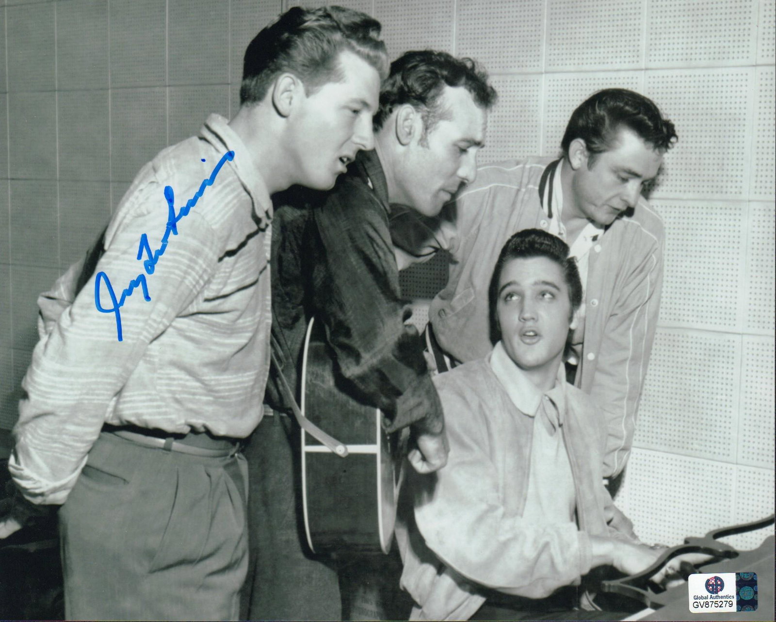 Jerry Lee Lewis: 8x10 B&W photo signed by the singer and songwriter. Global Authentics certification
