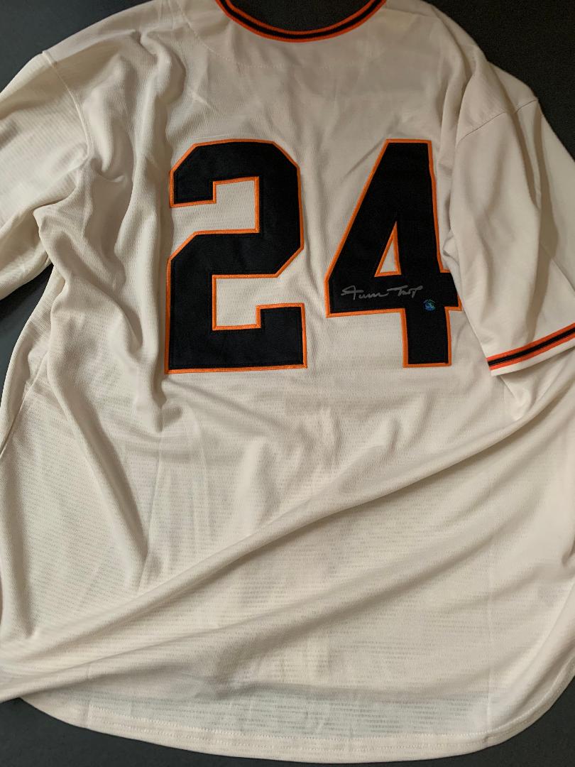 Willie Mays signed jersey (1 of 1)