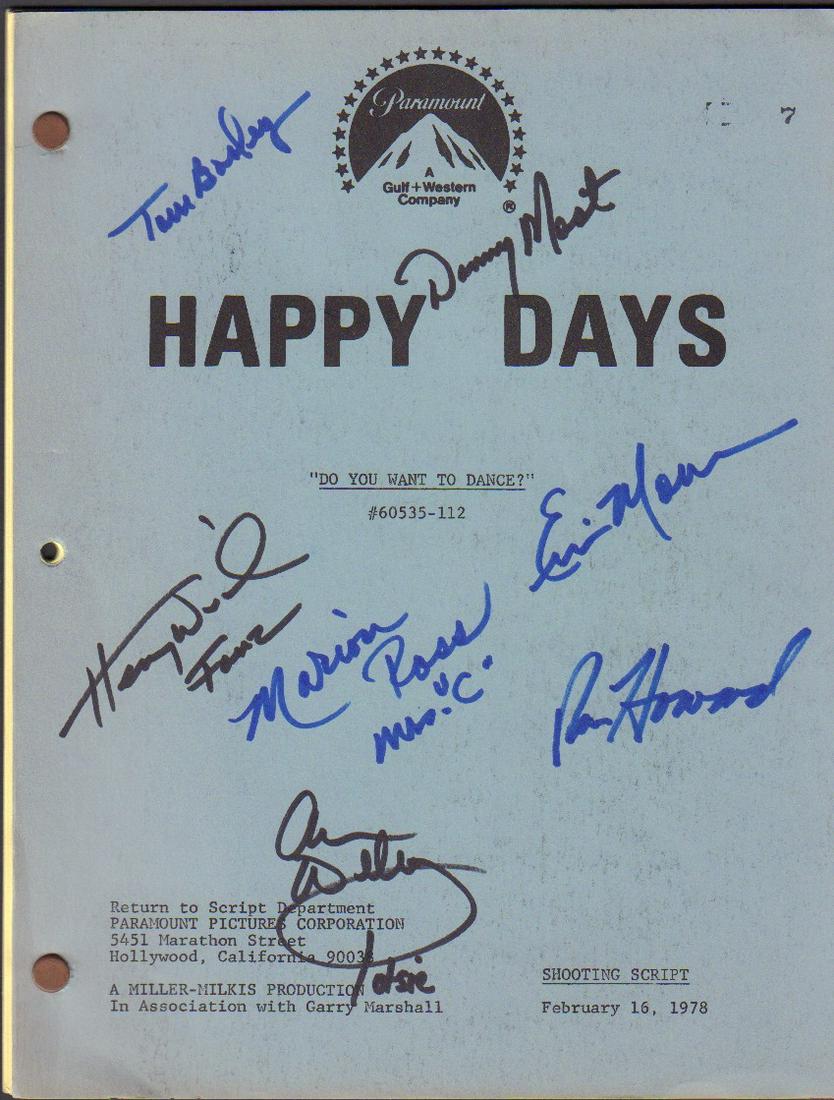 Happy Days cast signed original script (1 of 1)