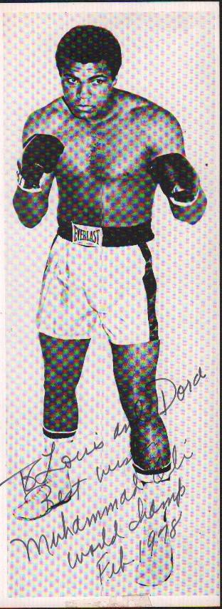 Muhammad Ali vintage signed photograph (1 of 1)