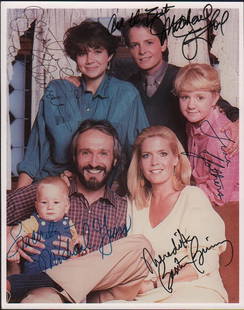 Family Ties cast signed photograph: A vintage color signed 8x10 by a yougng Micheal J Fox and Tina Yothers Meredith Baxter Birney Michael Gross and Justine Bateman with COA