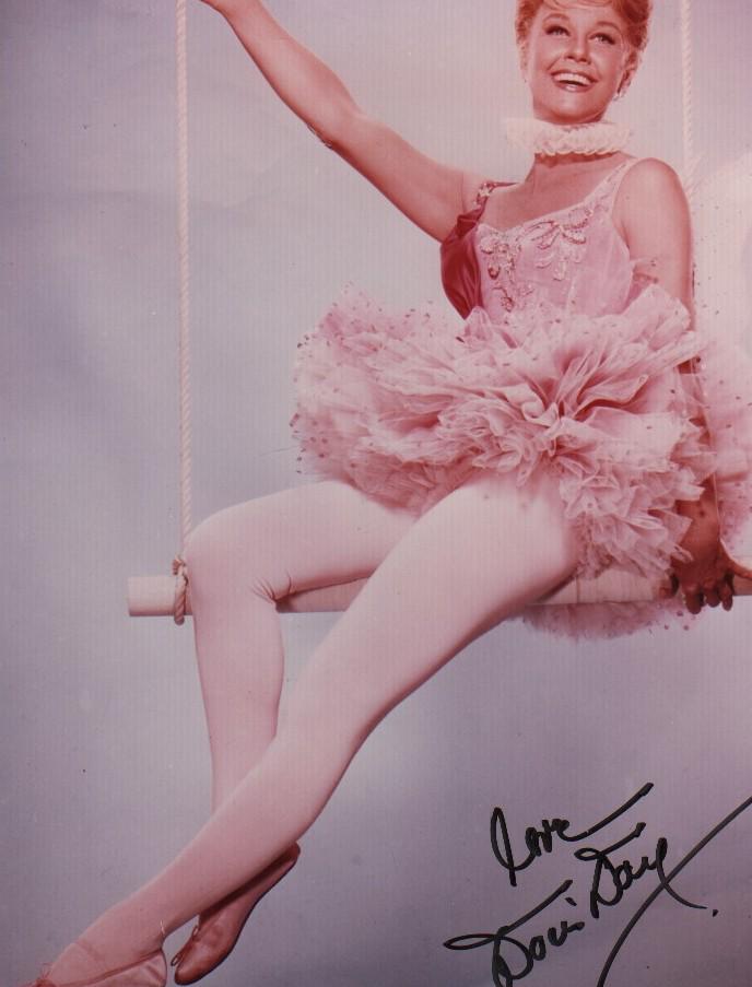 Doris Day cute color signed photograph (1 of 1)