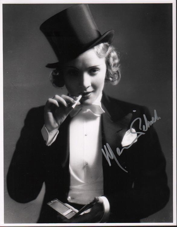 Marlene Dietrich signed 11x14 photograph (1 of 1)