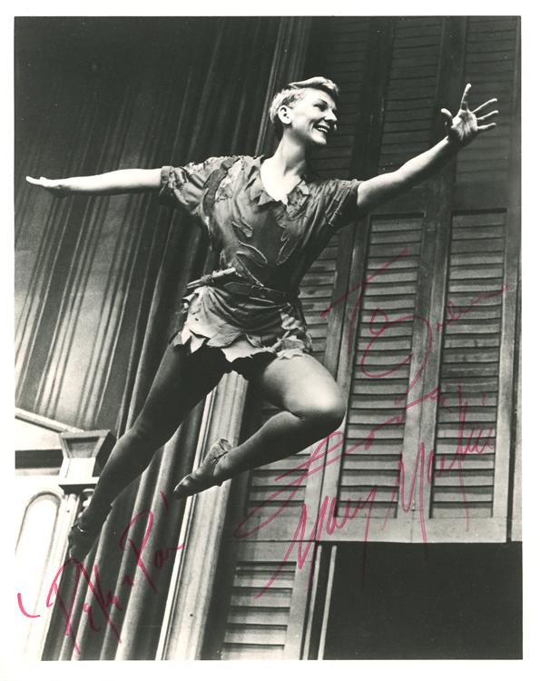 Mary Martin signed photo (1 of 1)