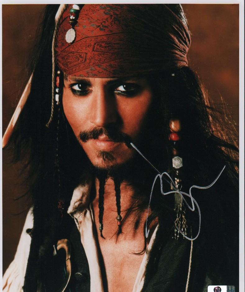 Johnny Depp Pirates signed photograph (1 of 1)