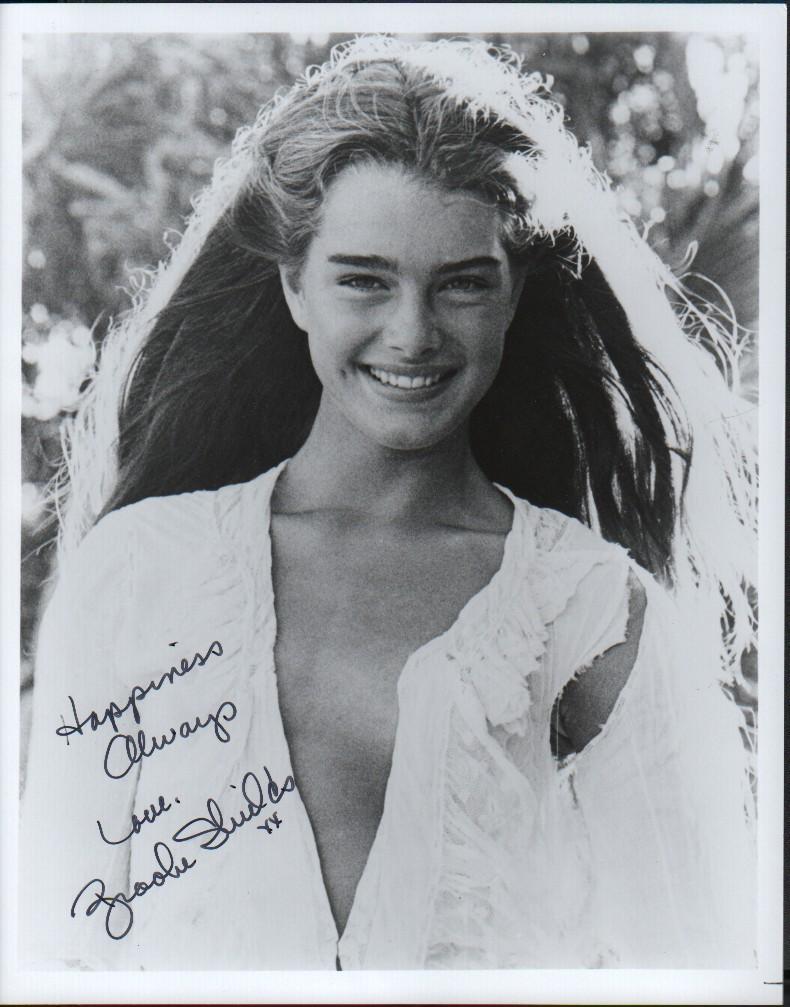 A VINTAGE signedyoung Brooke signed in full with COA: A VINTAGE signedyoung Brooke signed in full with COA