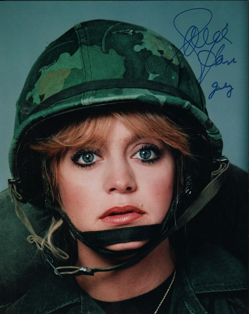 Goldie Hawn signed 11x14 photo (1 of 1)