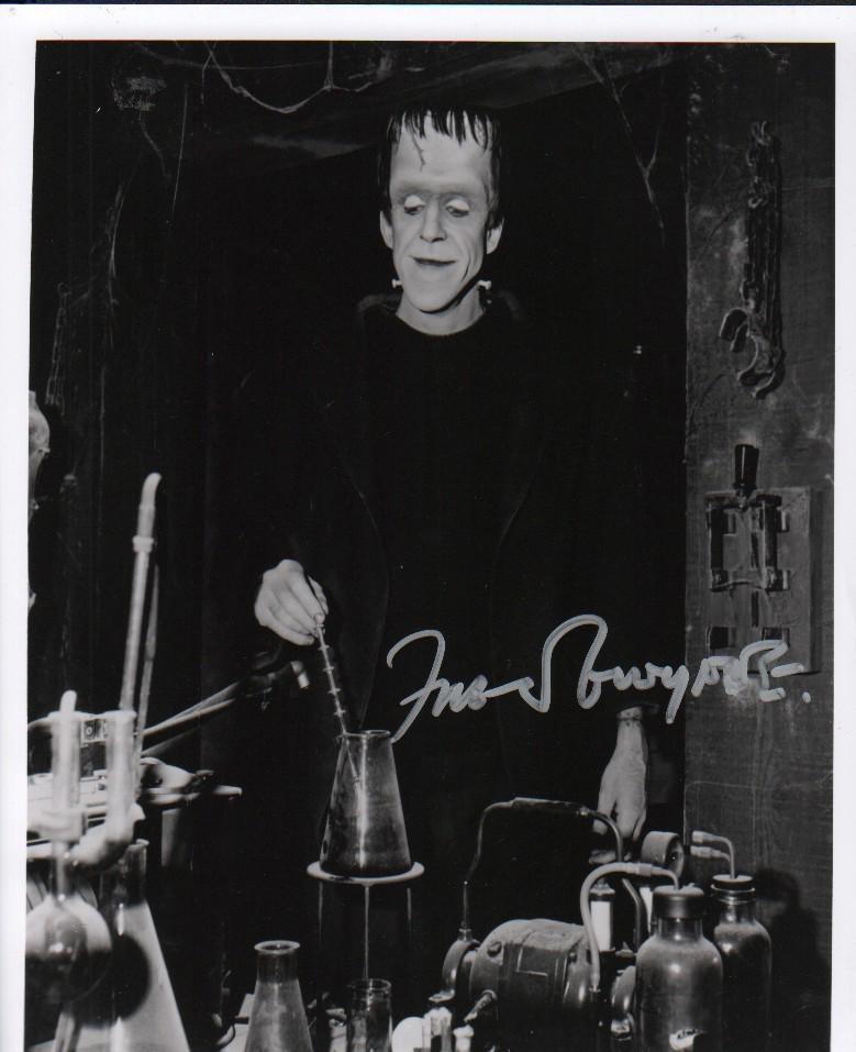 Fred Gwynne signed Munsters photo (1 of 1)