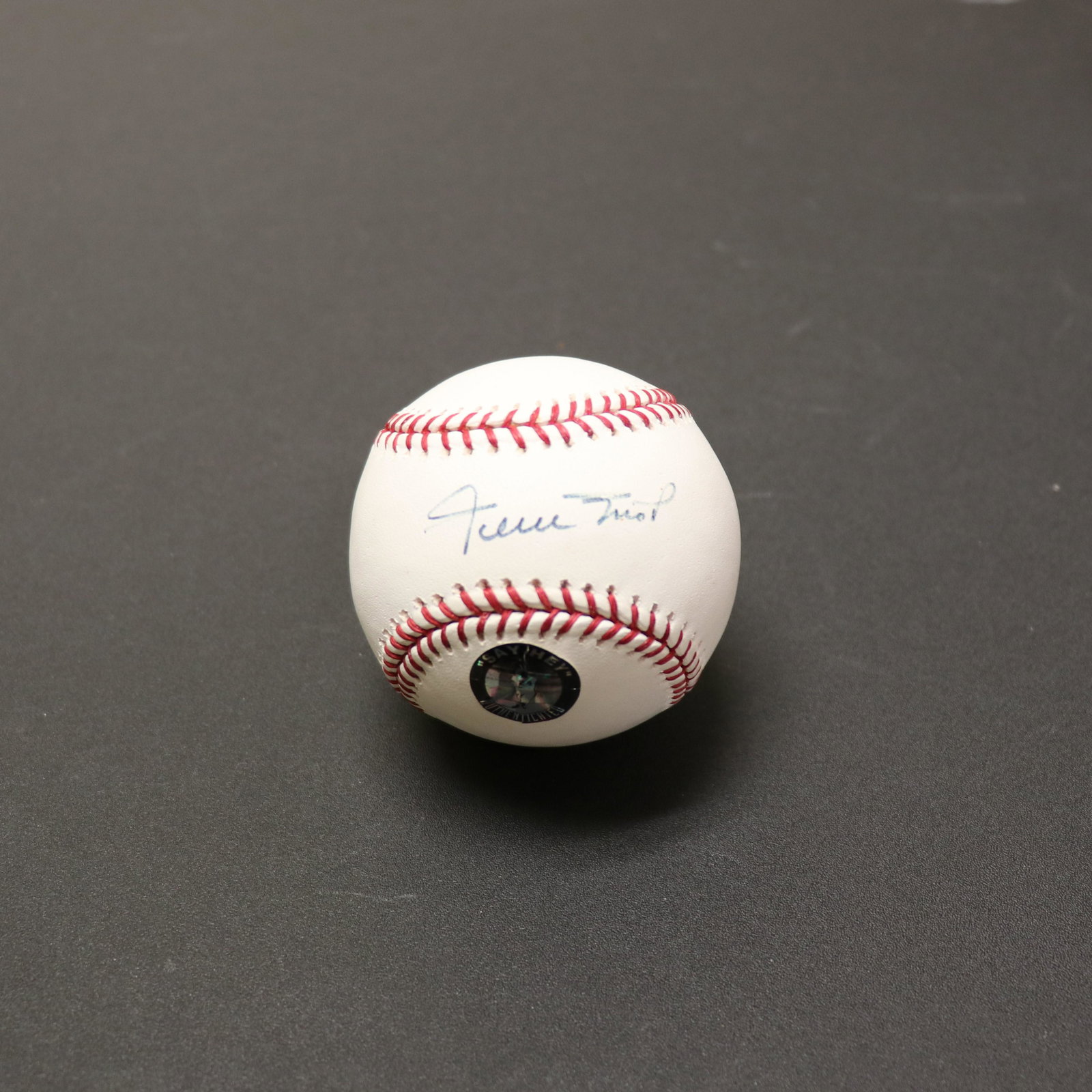 Willie Mays signed baseball (1 of 1)