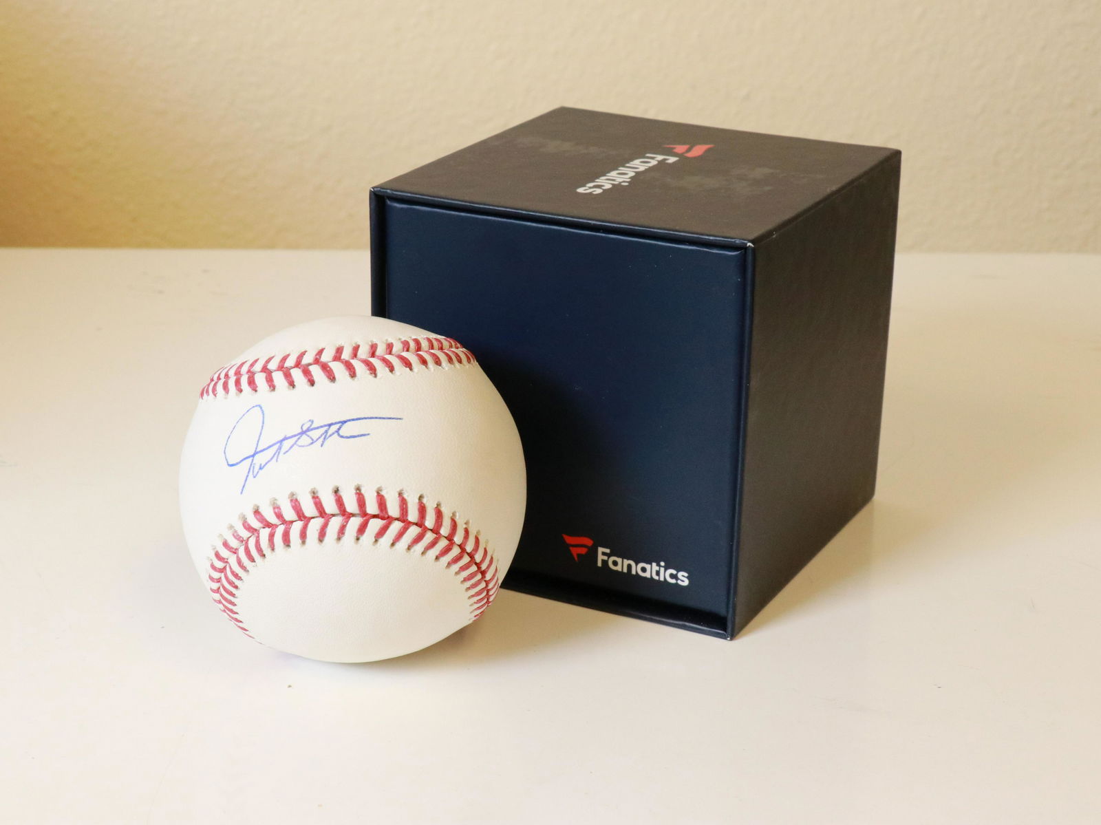 Giancarlo Stanton signed baseball (1 of 1)