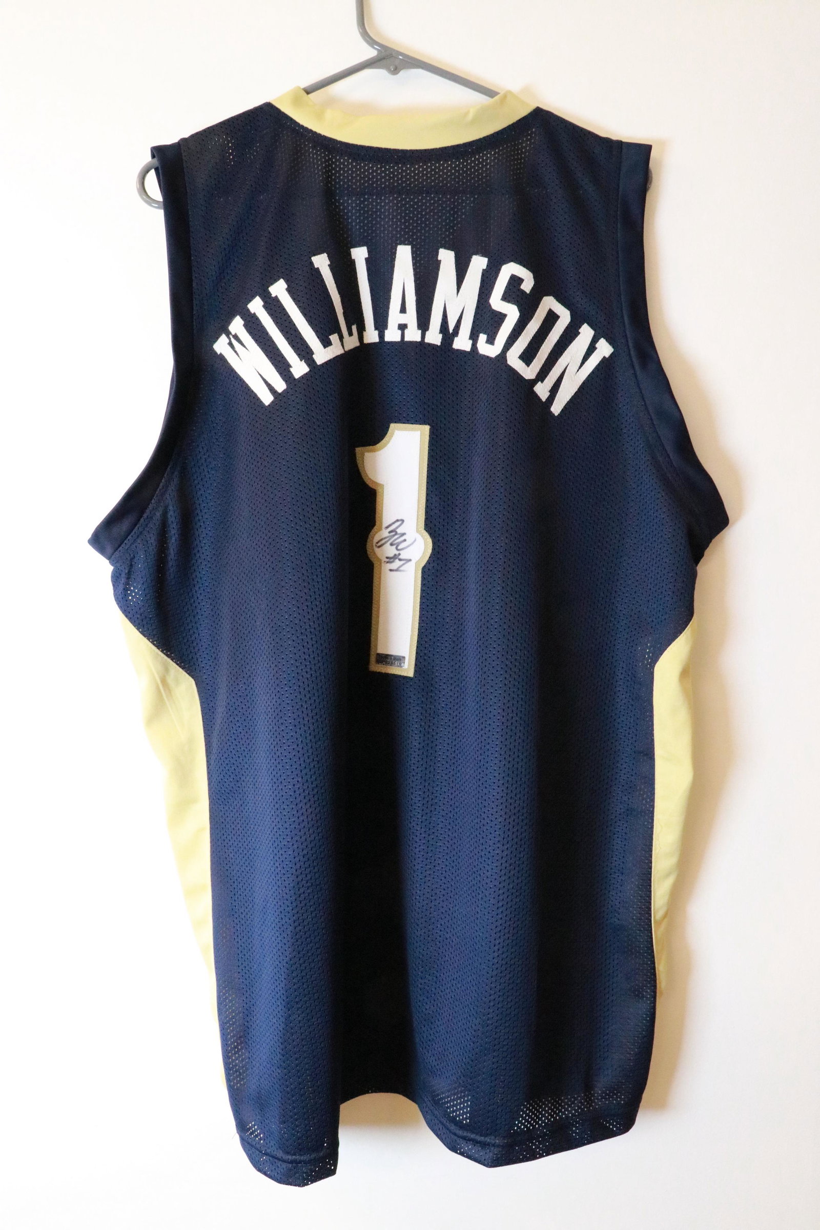 Zion Williamson signed jersey (1 of 1)