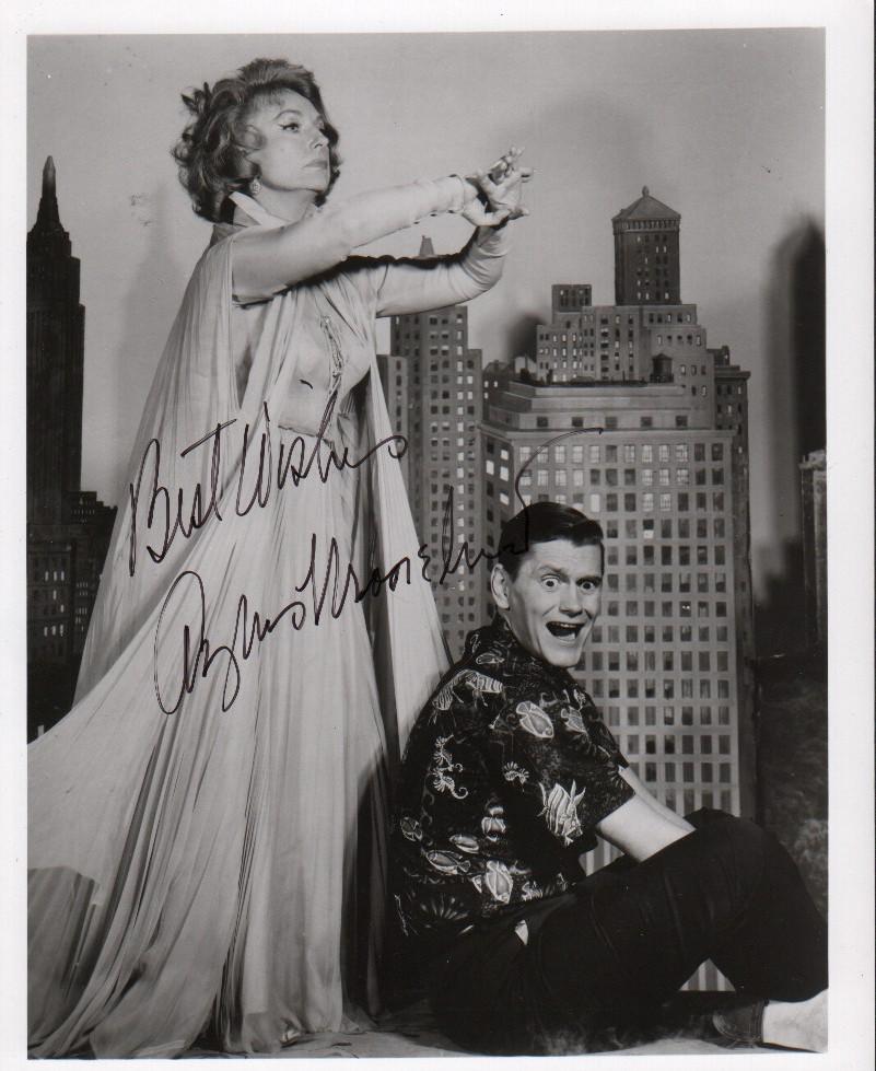 Agnes Moorehead Bewitched signed photograph (1 of 1)
