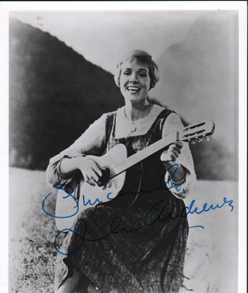 Julie Andrews Sound of Music signed photograph (1 of 1)
