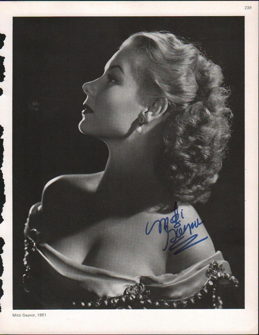 Mitzi Gaynor signed photograph: A nice vintage signed larger 9x12 taken from a heavy coffee table book with COA These were all obtained in person by the over 50 year interviewer at the San Francisco newspaper with COA