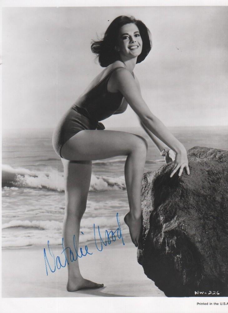 Natalie Wood signed photograph B (1 of 1)