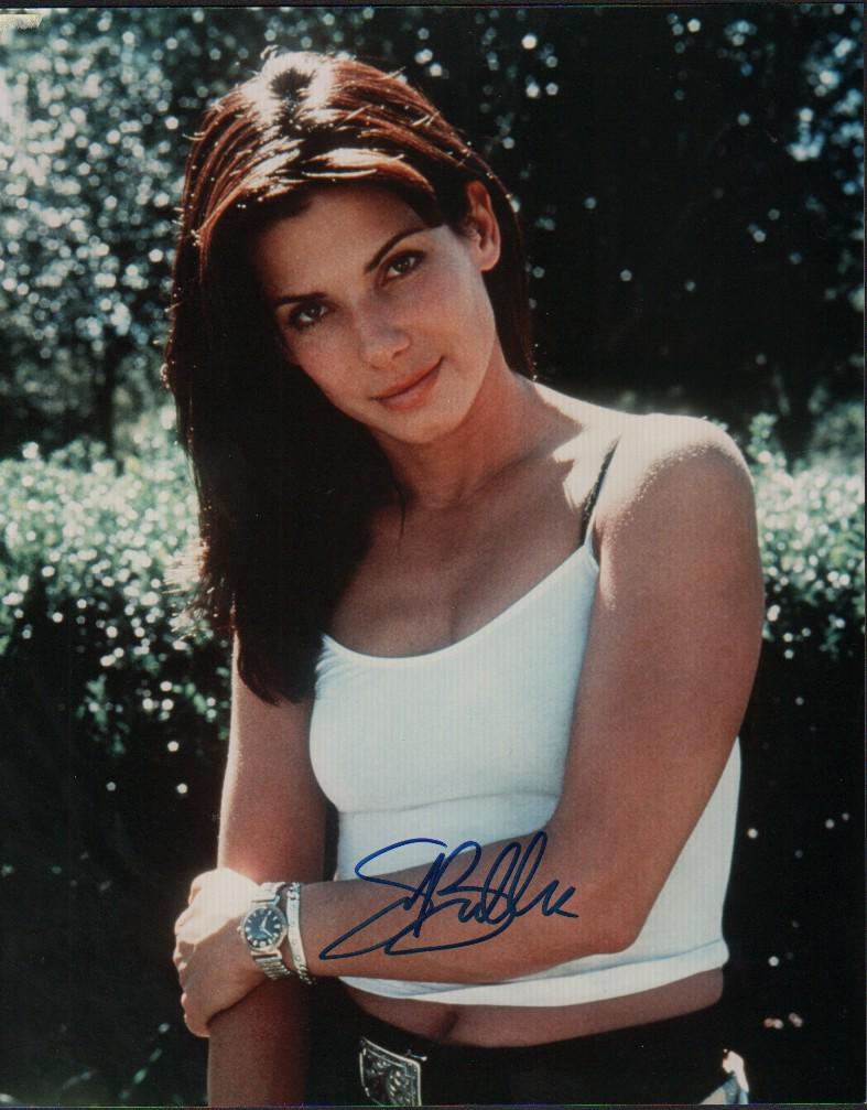 Sandra Bullock signed photograph (1 of 1)